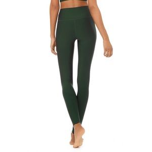 Alo Yoga Airlift Leggings (Forest Green)
